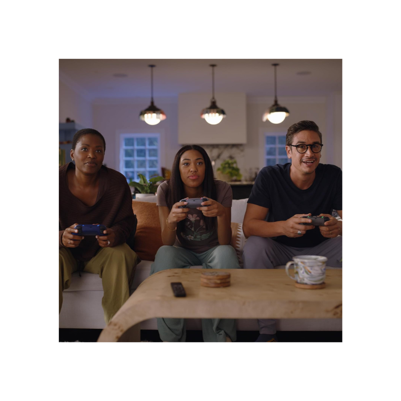 24 PLAYSTATION®5 SLIM CONSOLE 1TB